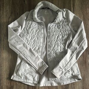 💙 EUC Nike Women's light running jacket